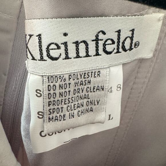 KLEINFELD BEAUTIFUL GREY SATINY OFF SHOULDER DRESS SZ 14 EUC - Picture 4 of 6